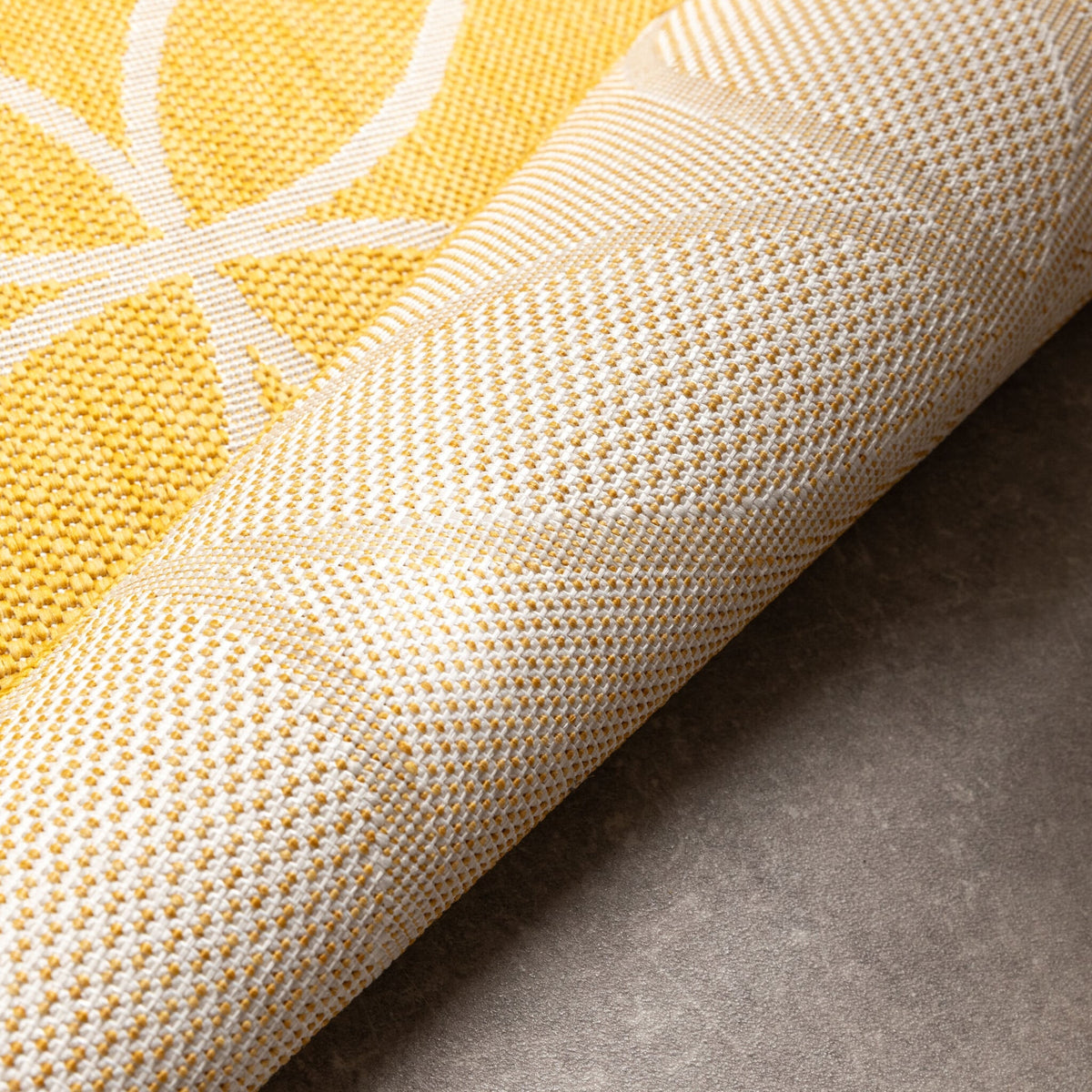 Geometric Outdoor Rug – Faro Ripple Yellow