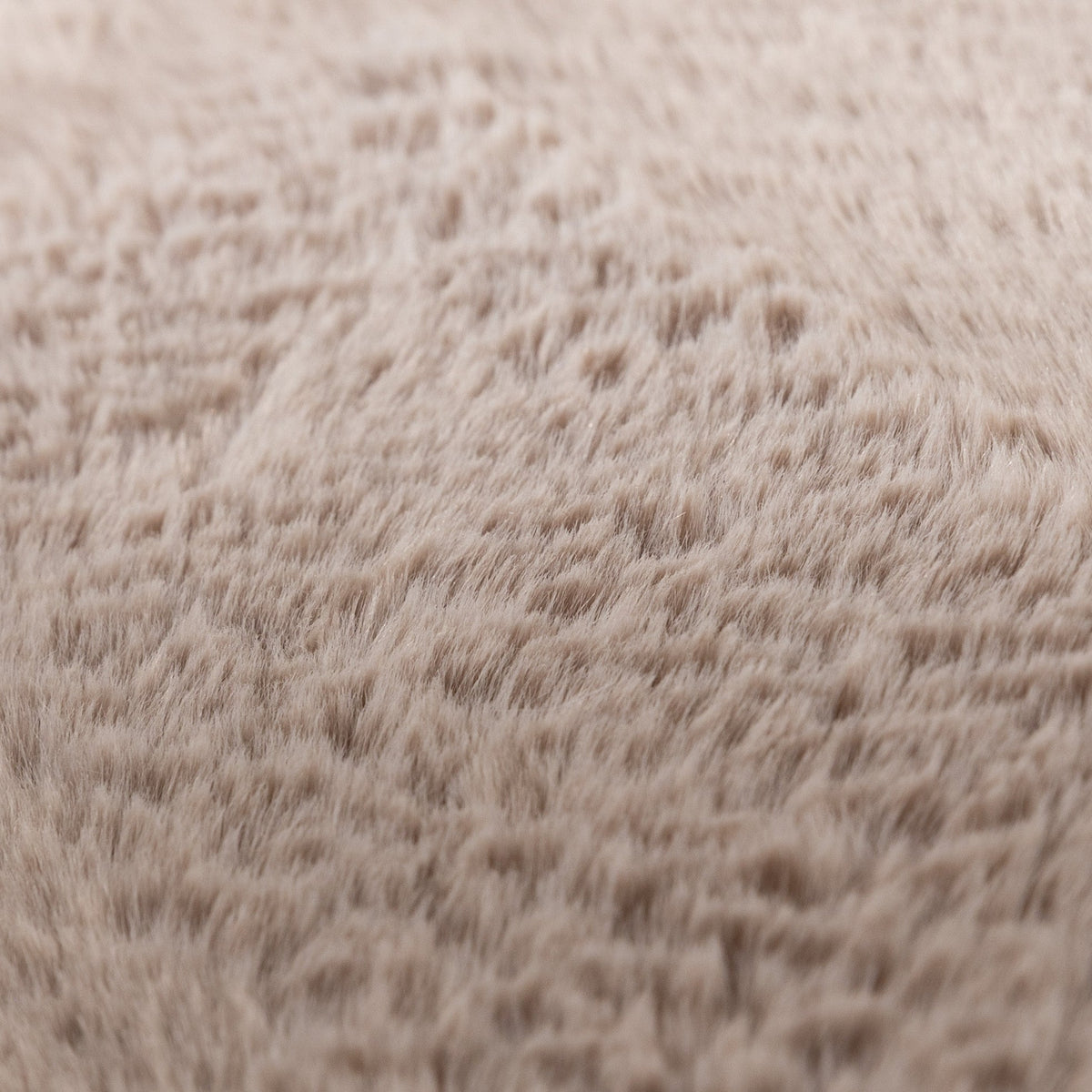 Soft Low-Pile Rug – Cozy Pebble Taupe