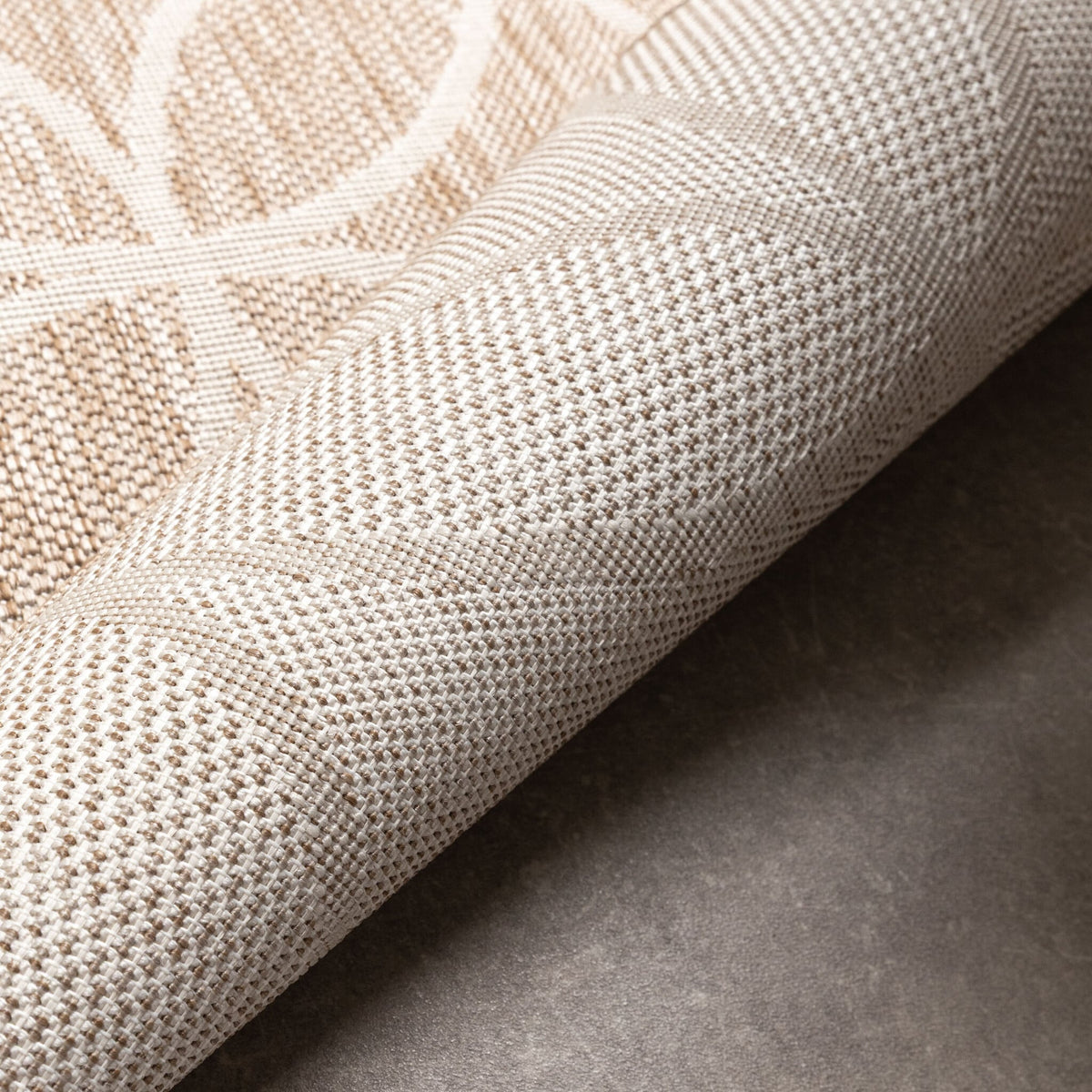 Geometric Outdoor Rug – Faro Ripple Beige