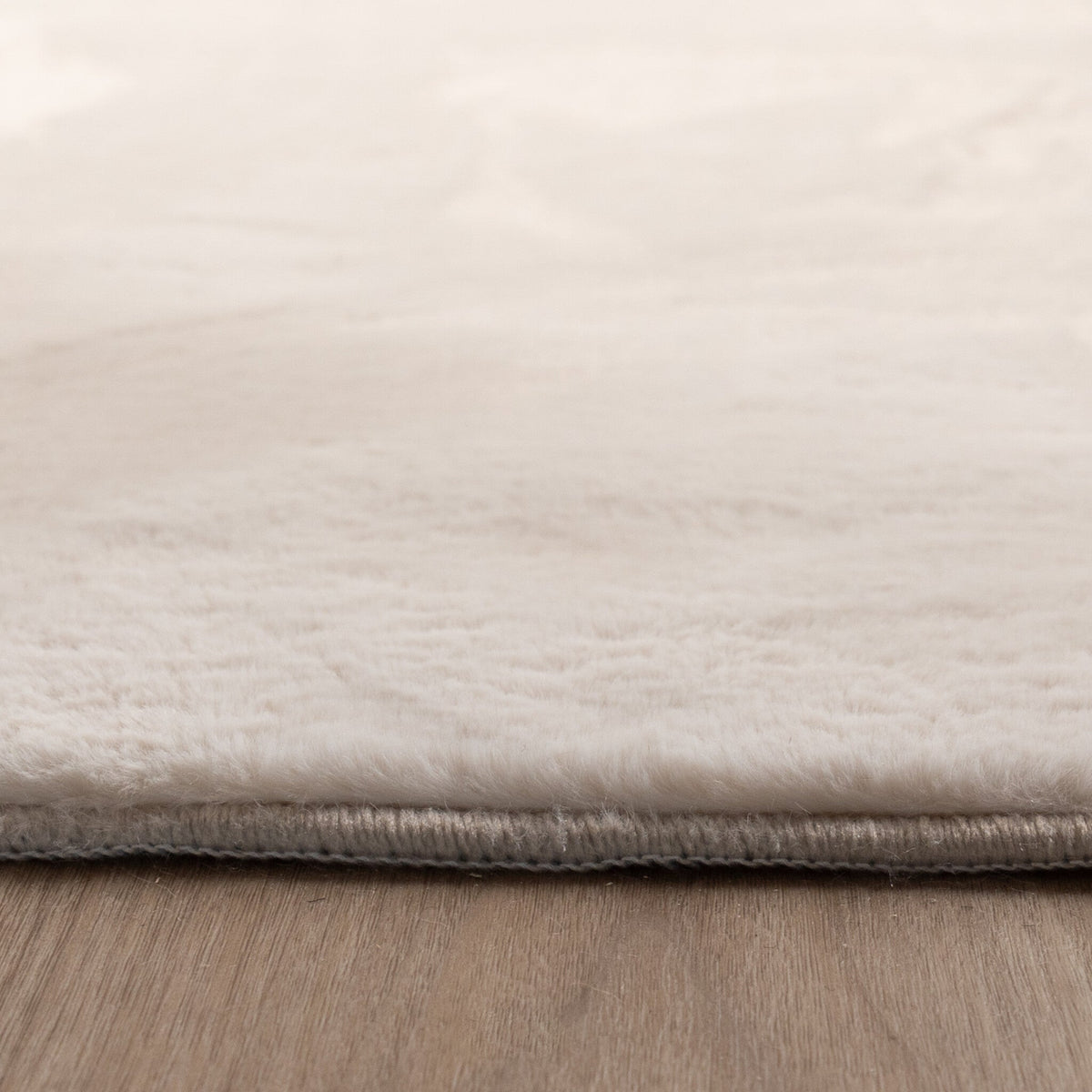 Soft Low-Pile Rug - Cozy Cream