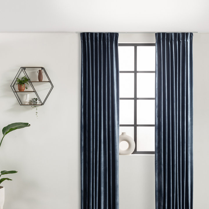 Velvet gordijn - Donkerblauw - Haken