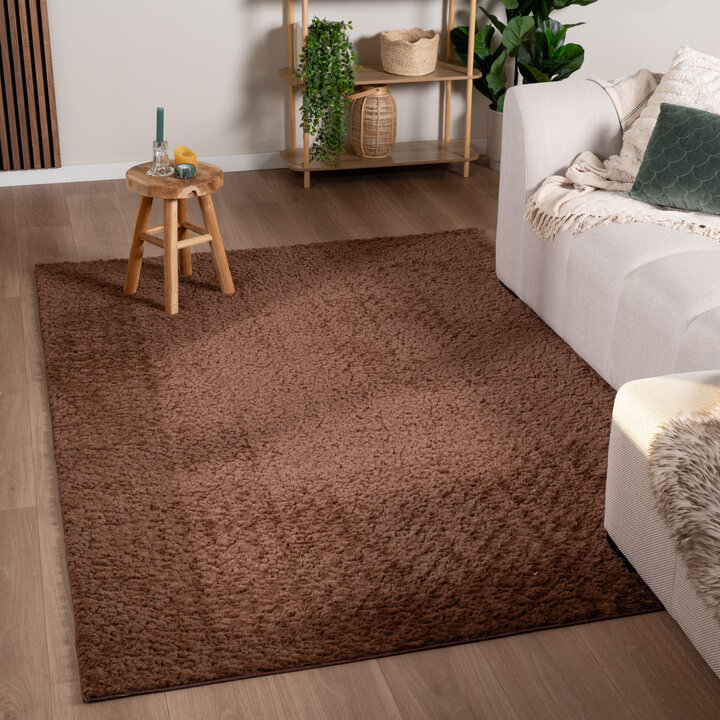 Fluffy vloerkleed - Bobby Donkerbruin